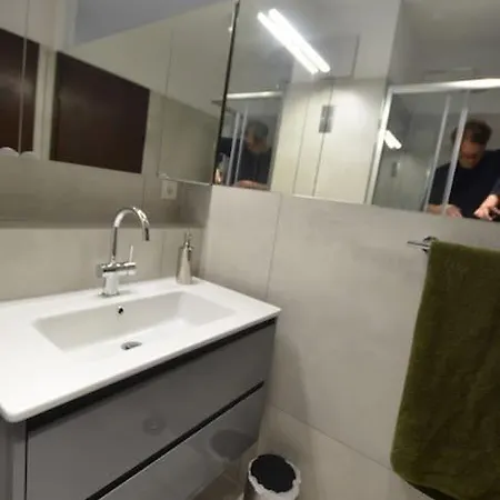 7 Lage Mit Garage Nähe Köln Bonn Apartment